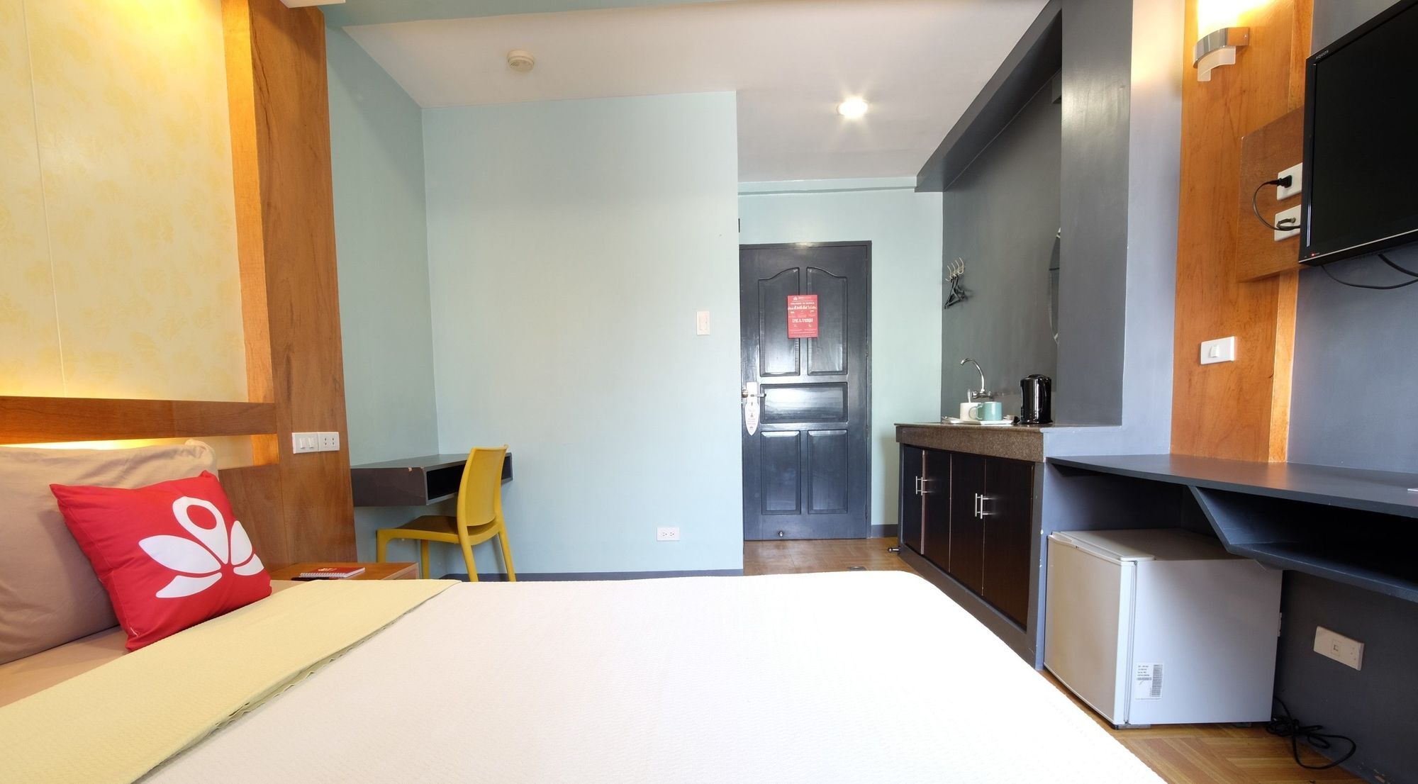 Zen Quirino Station Hotel
